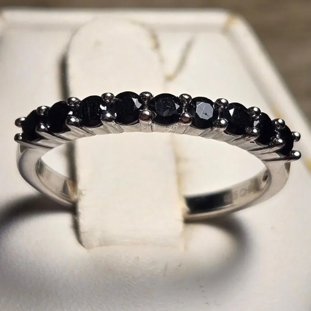 Black Stone Sparkly Stacker vintage sterling silver ring sz 8